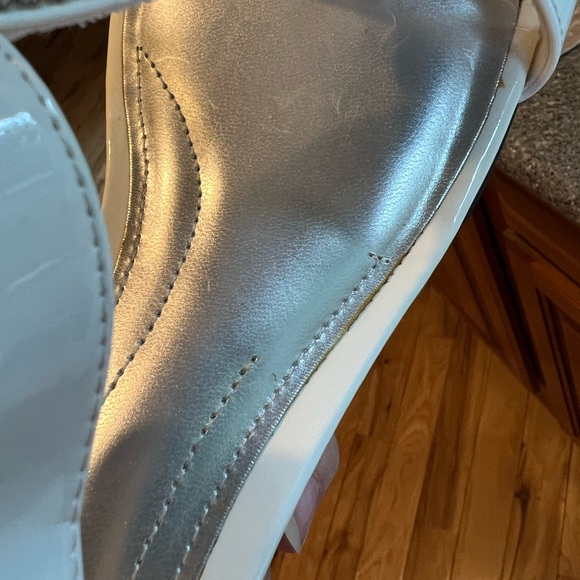 Comfort Plus by Predictions Swanky White Patent wedge sandal.  NWT Size 8W - Picture 6 of 12